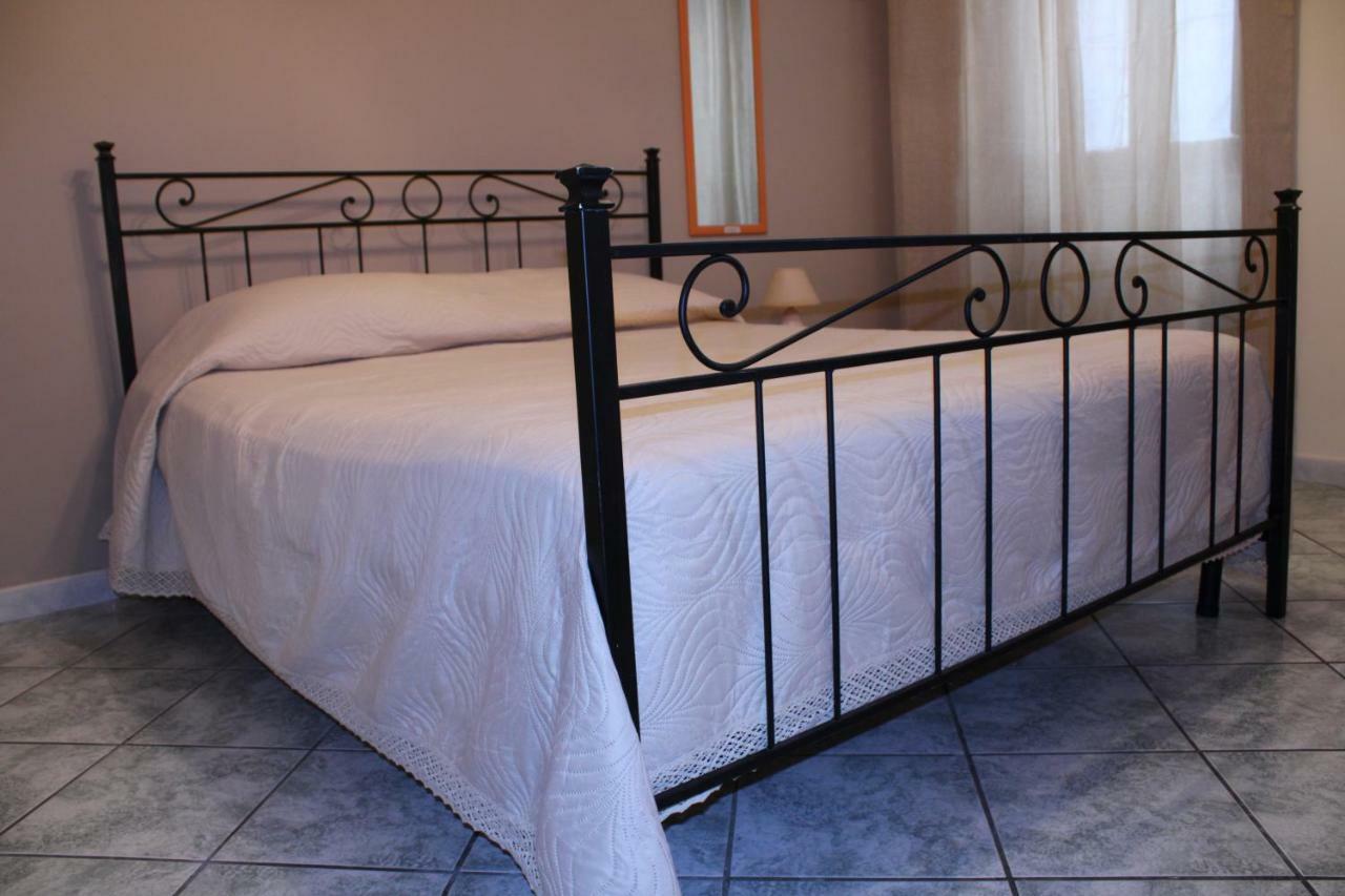 Il Normanno B&B Mileto Dış mekan fotoğraf